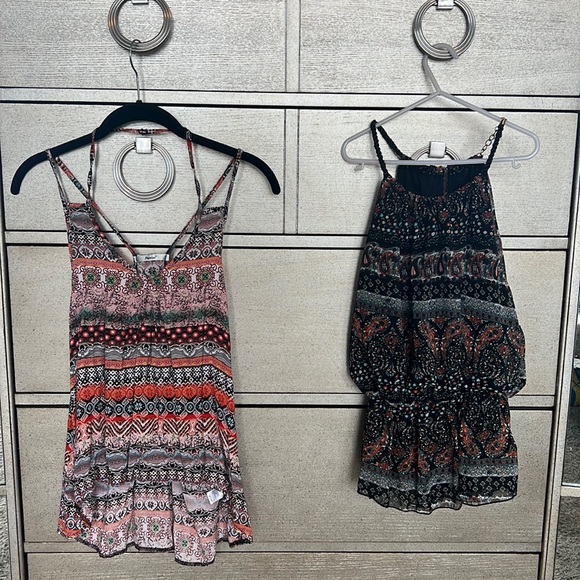 Two tribal tank tops from Papaya - Picture 1 of 3